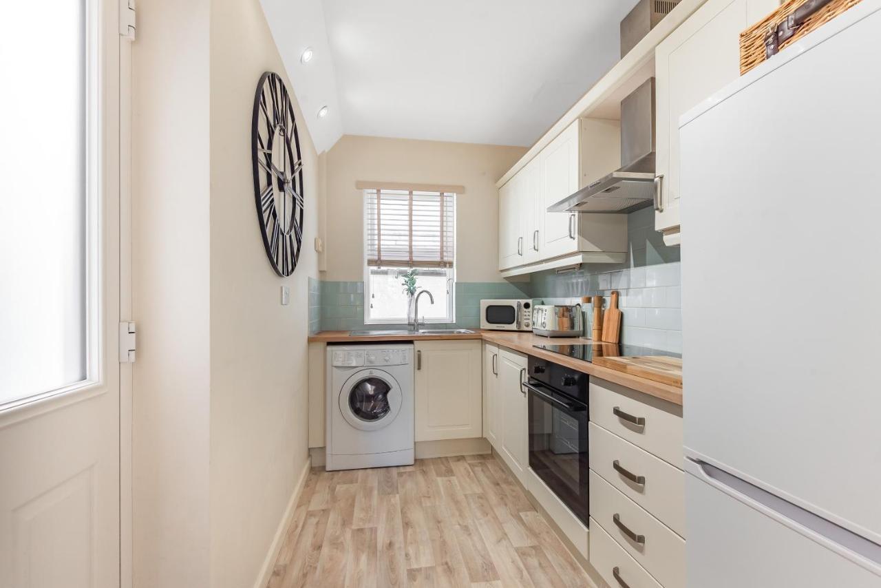 Chester City Centre Cottage, Sleeps 6 With Free Parking Eksteriør bilde