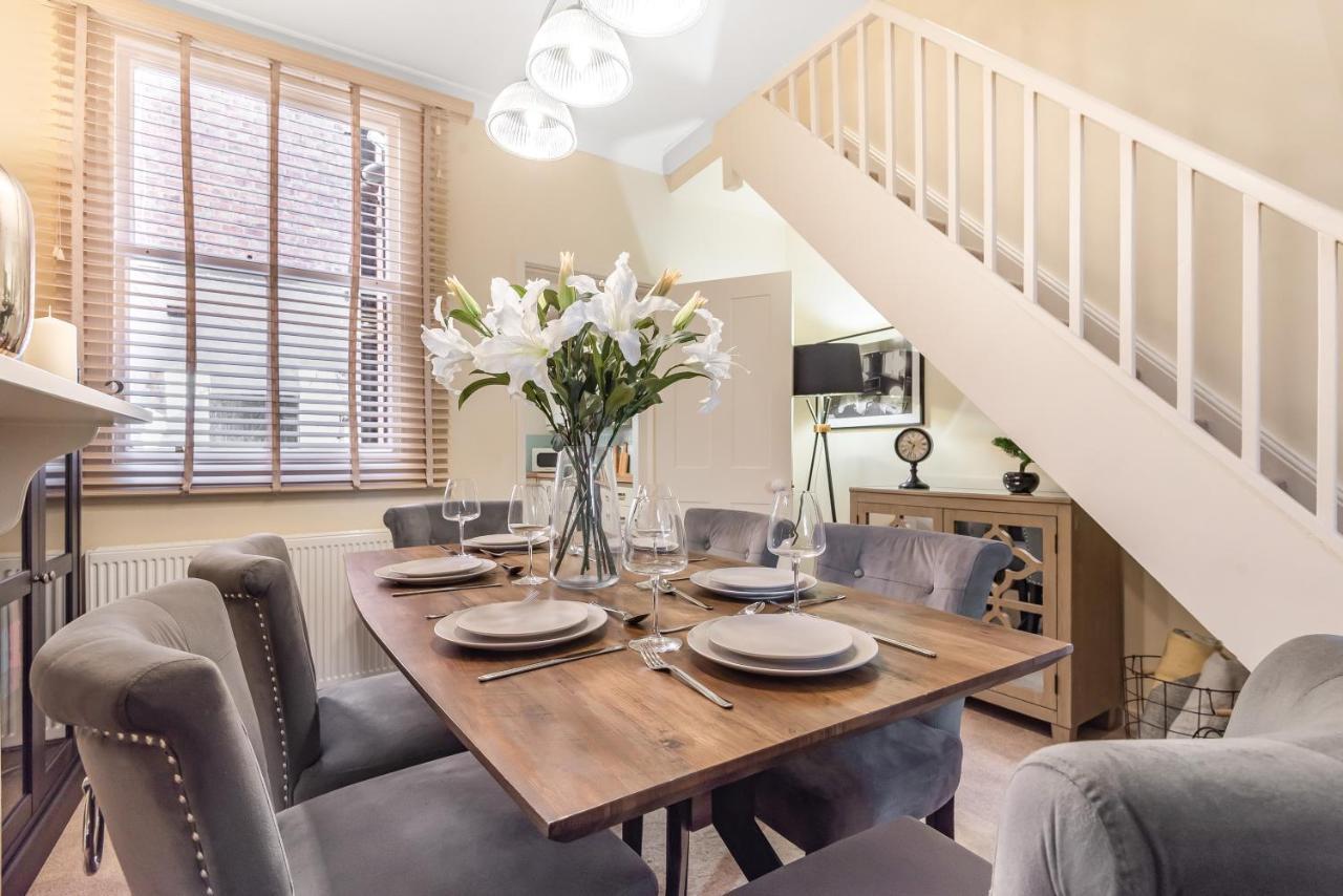 Chester City Centre Cottage, Sleeps 6 With Free Parking Eksteriør bilde