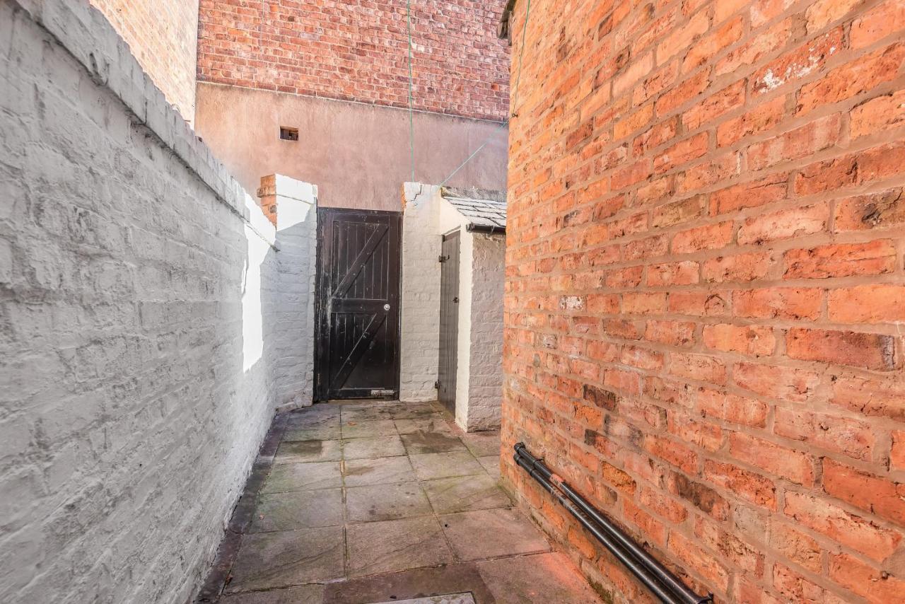 Chester City Centre Cottage, Sleeps 6 With Free Parking Eksteriør bilde